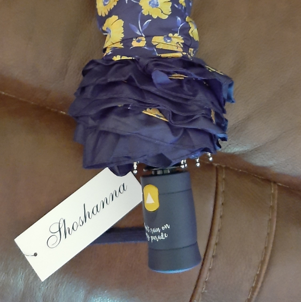 Shoshanna umbrella